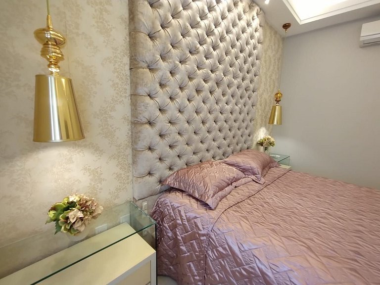 Apartamento com 3 suítes a 70 metros do mar!