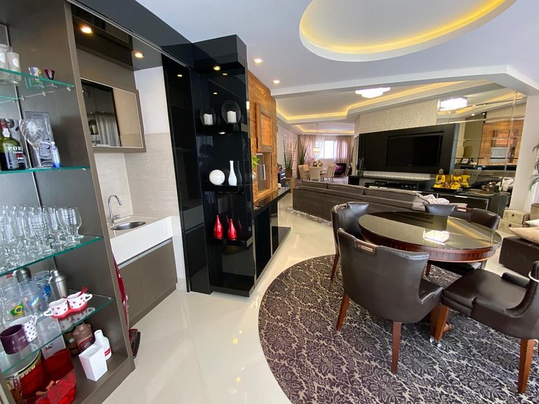 Apartamento com 3 suítes!