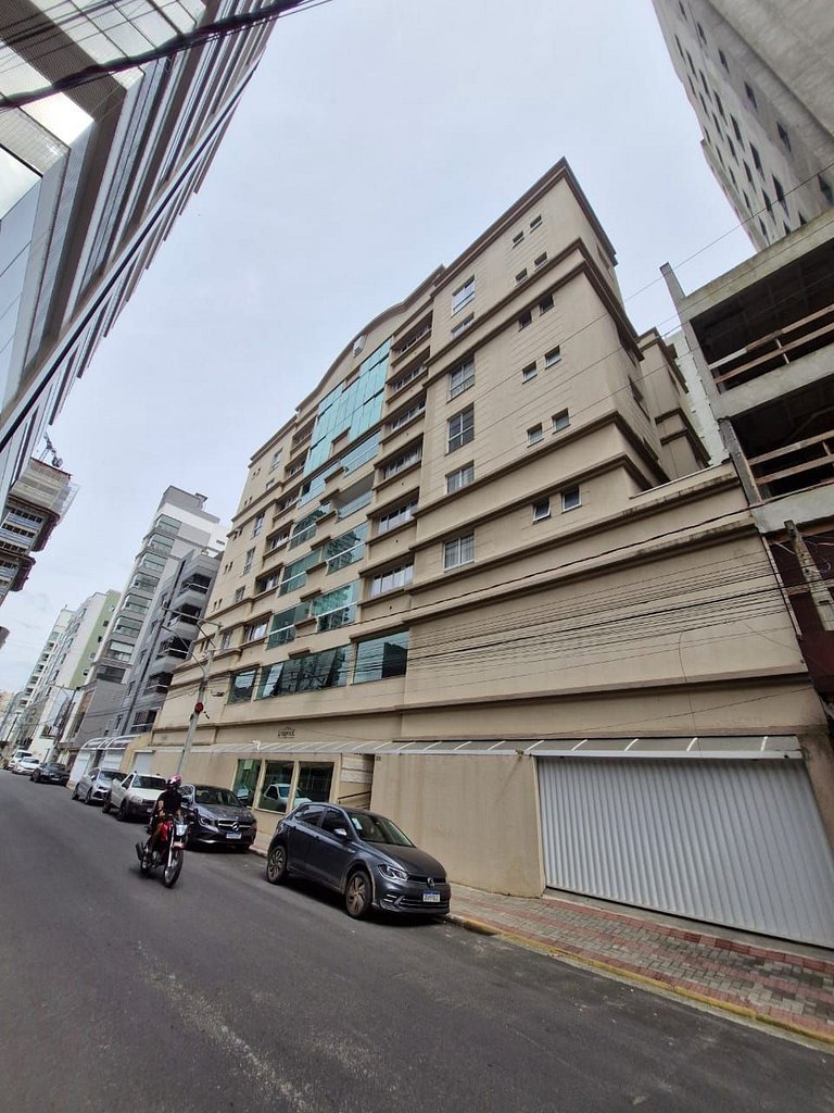 Apartamento com 3 suítes!