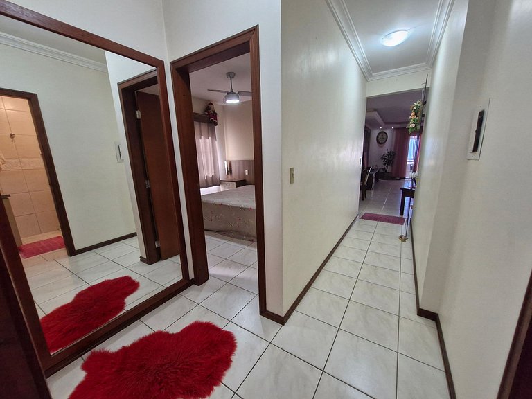 Apartamento com 1 suíte + 2 quartos!