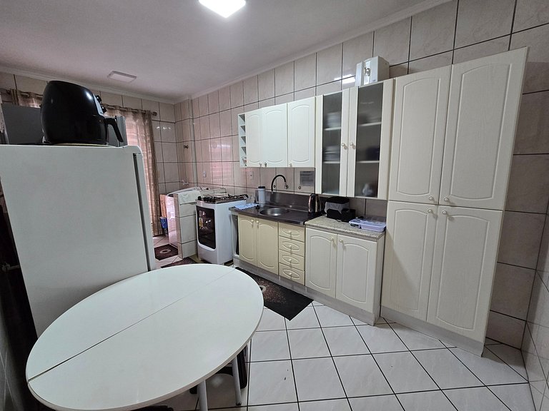 Apartamento com 1 suíte + 2 quartos!