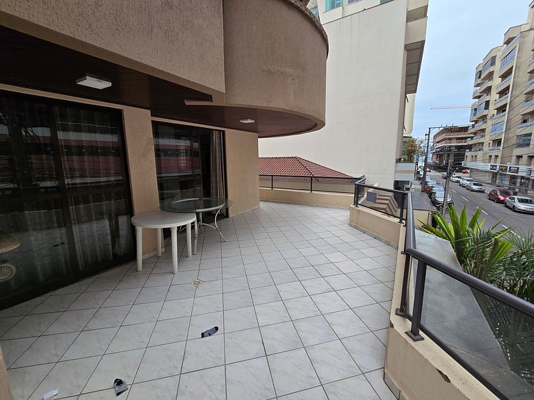 Apartamento com 1 suíte + 2 quartos!