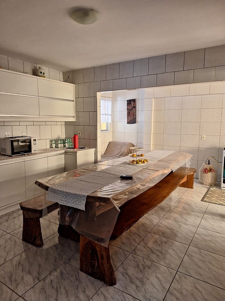 Acomoda até 12 pessoas com 3 quartos!