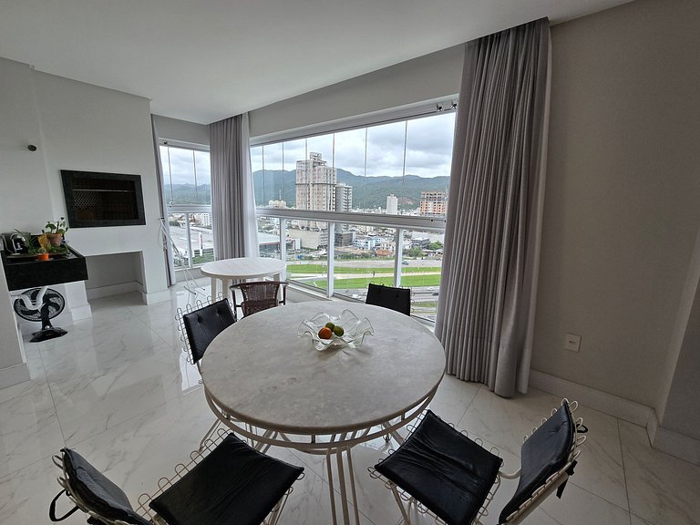 Apartamento com 2 suítes!