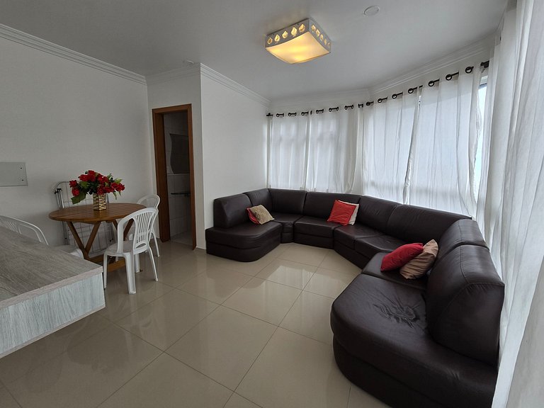 Apartamento 5 suítes na quadra mar!