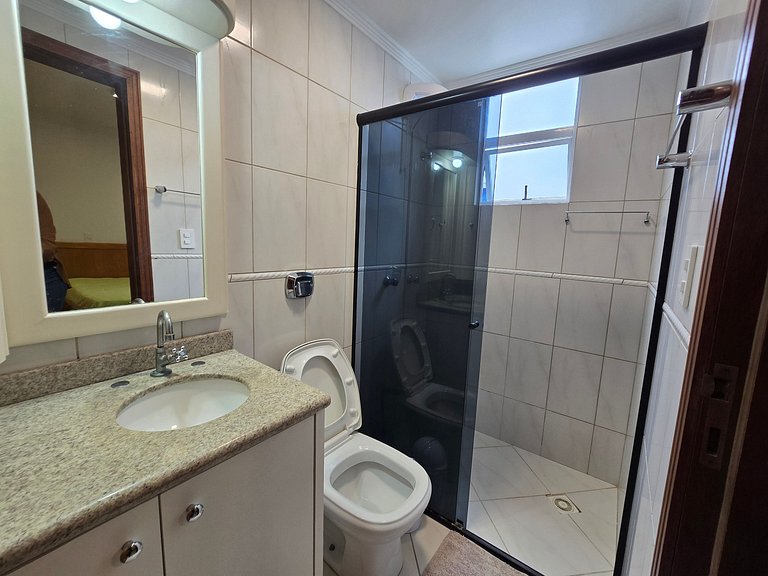 Apartamento 5 suítes na quadra mar!