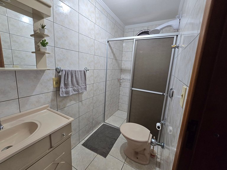 Apartamento com 1 suíte, ideal para 7 pessoas!
