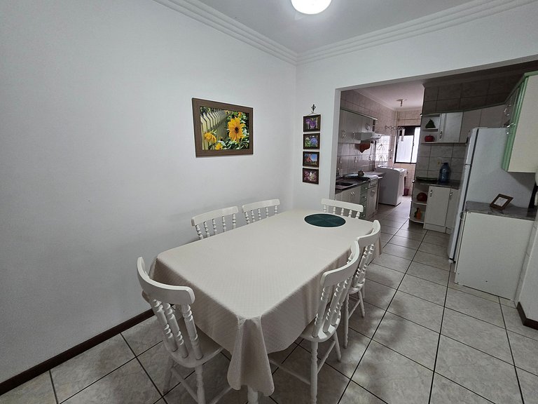 Apartamento com 1 suíte, ideal para 7 pessoas!