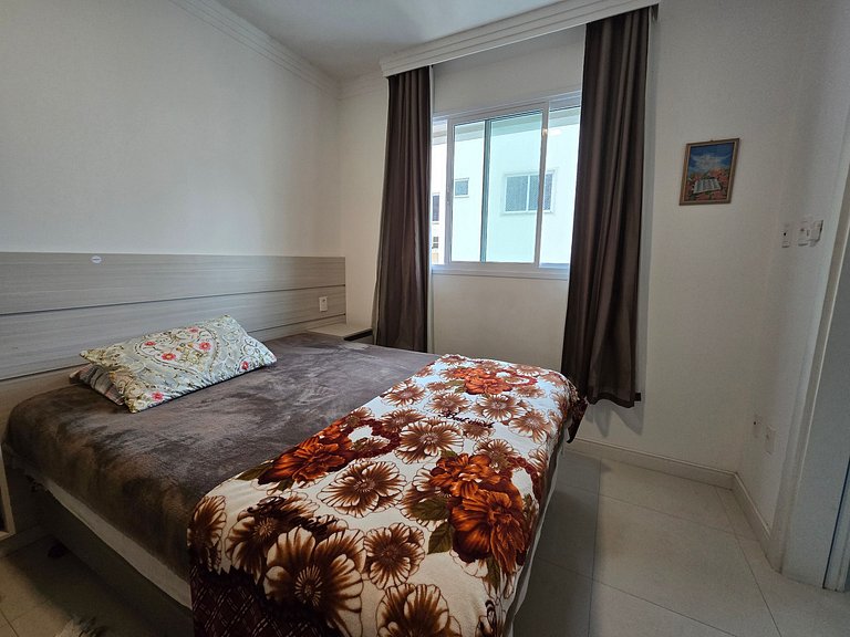 Apartamento com 3 suítes a 200 metros do mar!