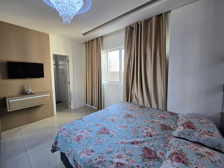 Apartamento com 2 suítes próximo ao mar!