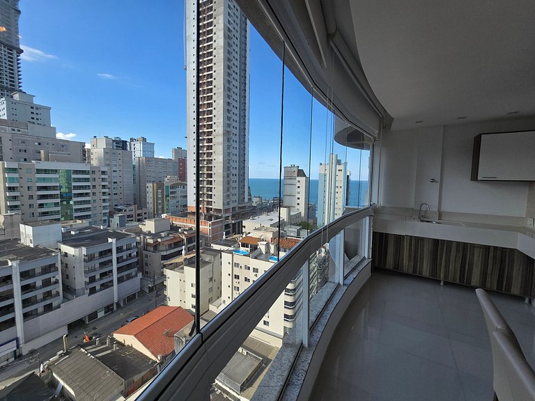 Apartamento com 3 suítes!