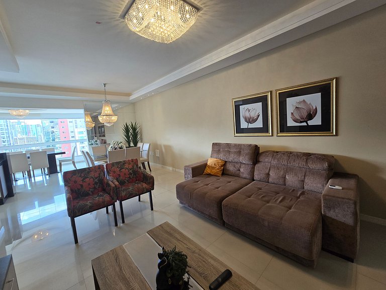 Apartamento com 3 suítes!