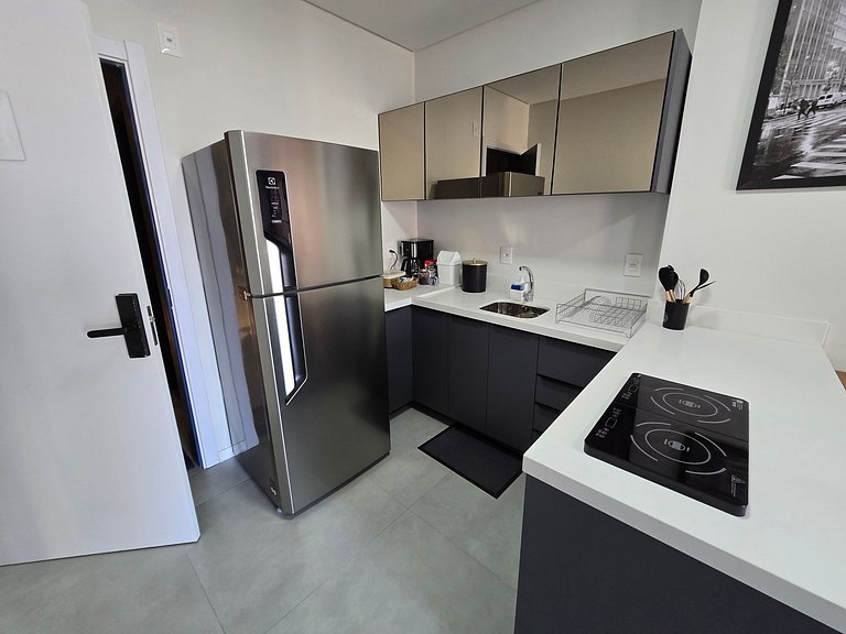 Apartamento com 1 quarto + sofá cama!