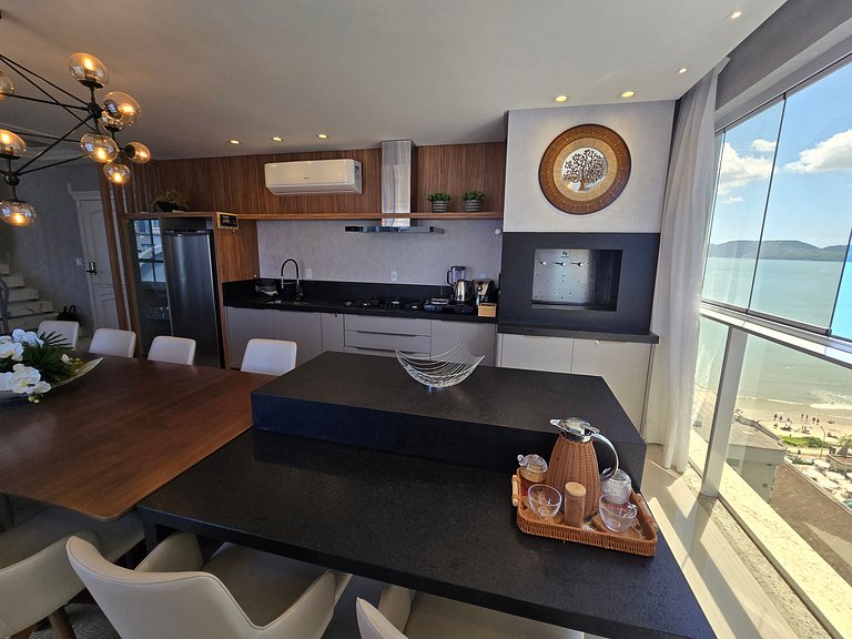 Apartamento duplex com 4 suítes!