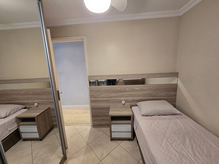 Pé na AREIA de luxo em Itapema!