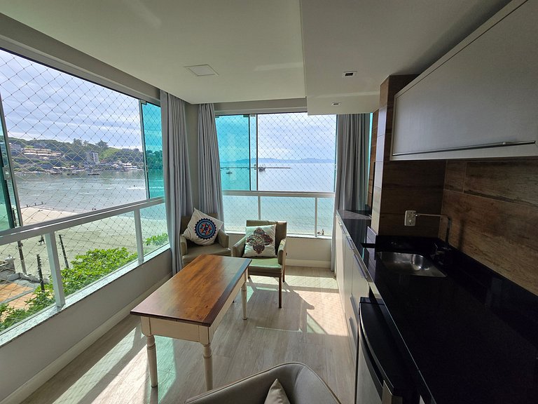 Pé na AREIA de luxo em Itapema!