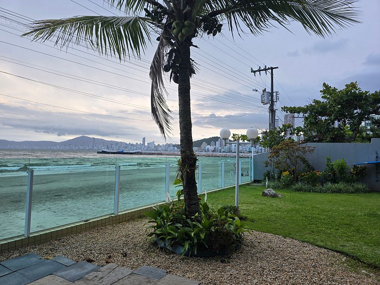 Apartamento moderno, espaçoso e confortável!