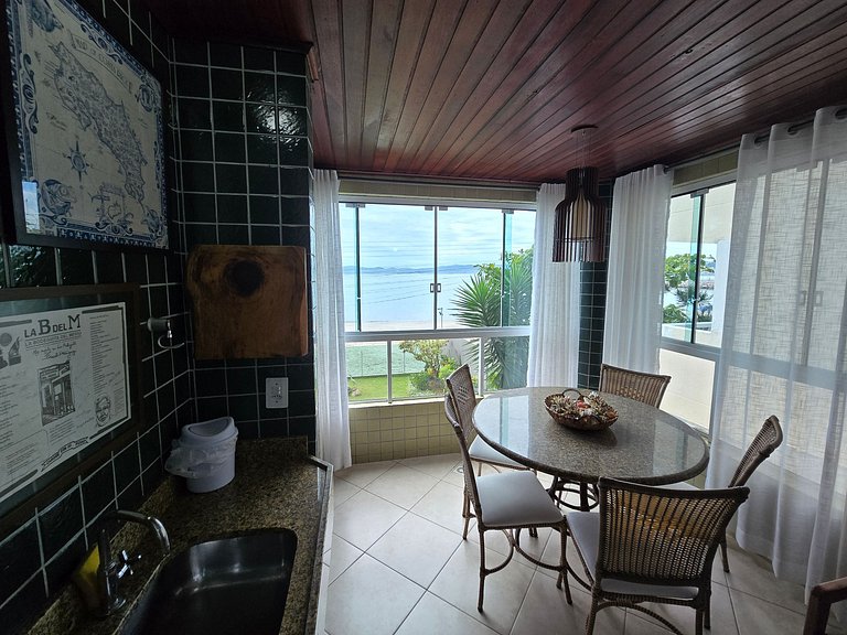 Apartamento moderno, espaçoso e confortável!