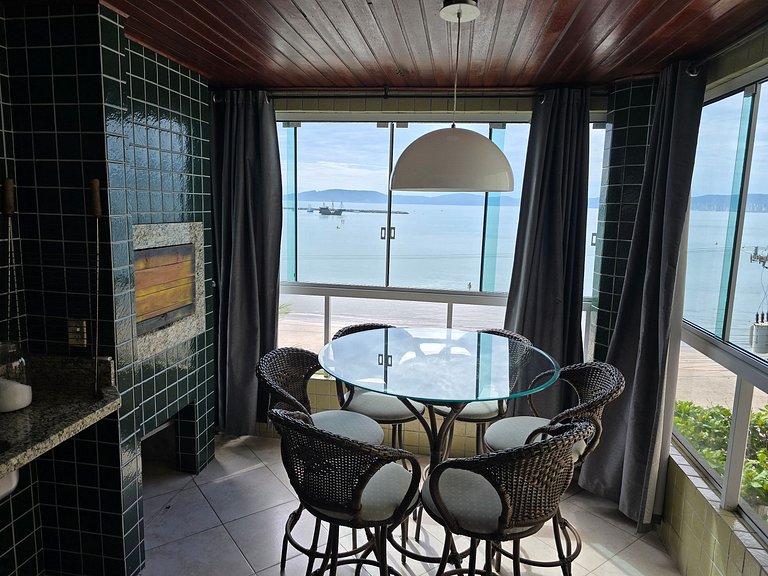 Apartamento moderno, espaçoso e confortável!