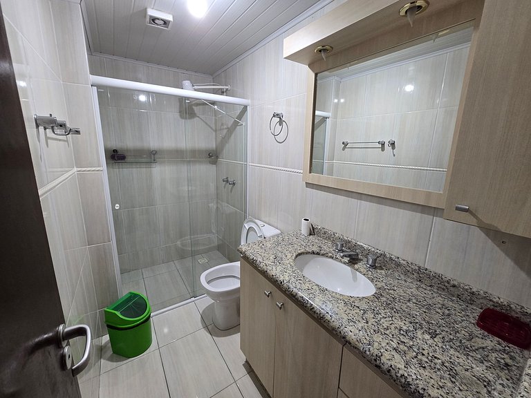 Apartamento moderno, espaçoso e confortável!