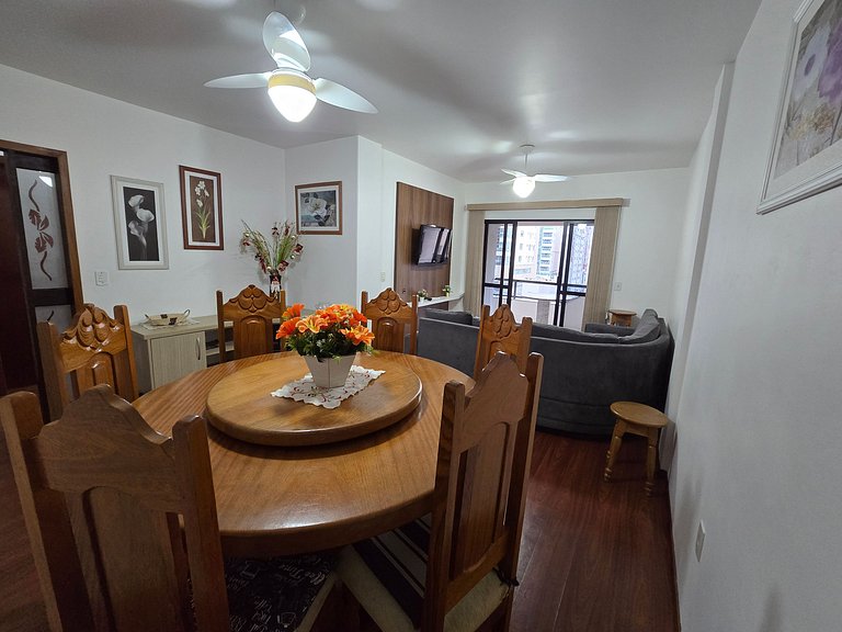 Apartamento moderno, espaçoso e confortável!