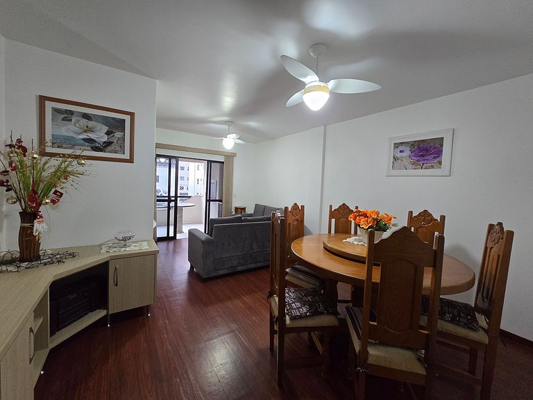 Apartamento moderno, espaçoso e confortável!