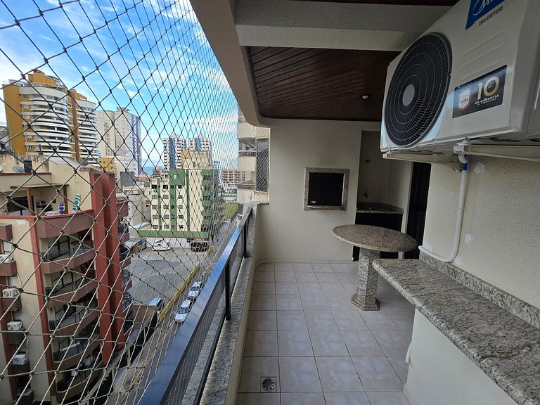 Apartamento moderno, espaçoso e confortável!