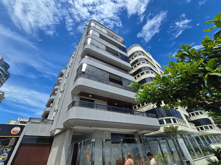 Apartamento moderno, espaçoso e confortável!