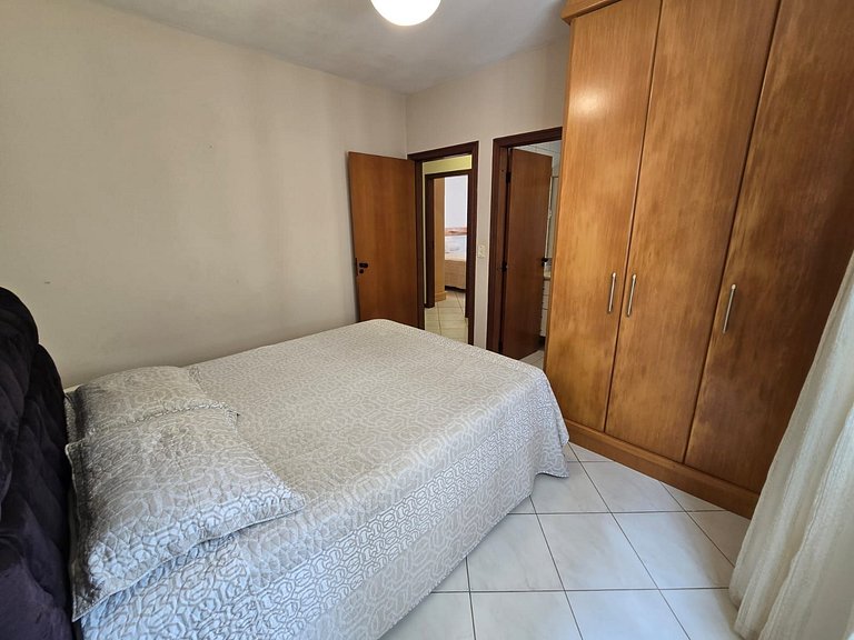 Apartamento 703, a 80 metros da praia