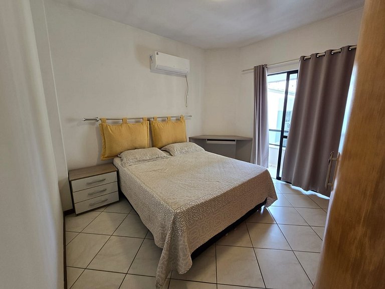 Apartamento 703, a 80 metros da praia