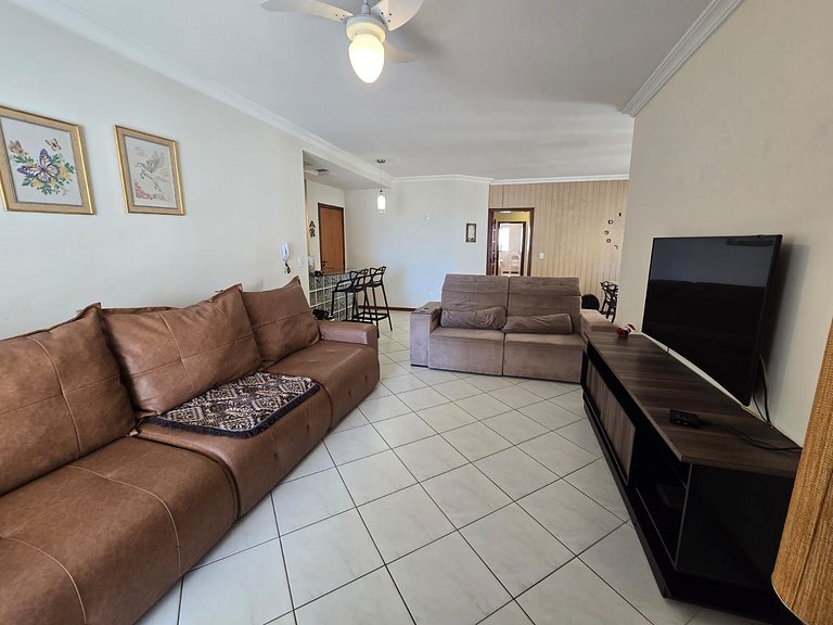 Apartamento 703, a 80 metros da praia