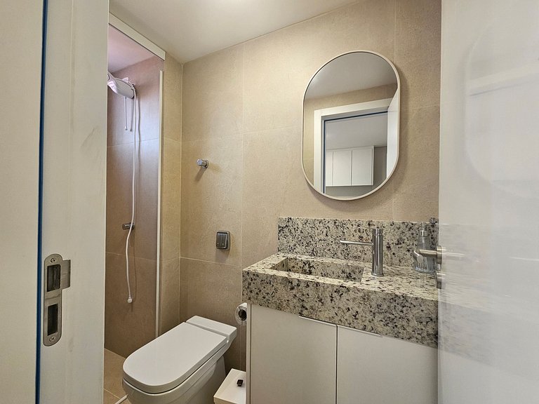 Apartamento amplo, moderno e aconchegante!