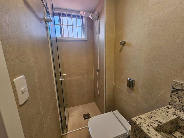 Apartamento amplo, moderno e aconchegante!