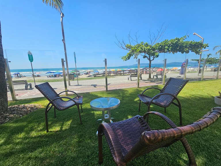 Apartamento amplo, moderno e aconchegante!