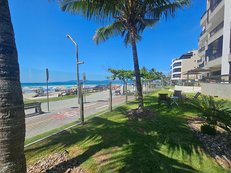 Apartamento amplo, moderno e aconchegante!