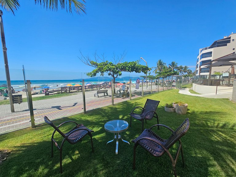 Apartamento amplo, moderno e aconchegante!