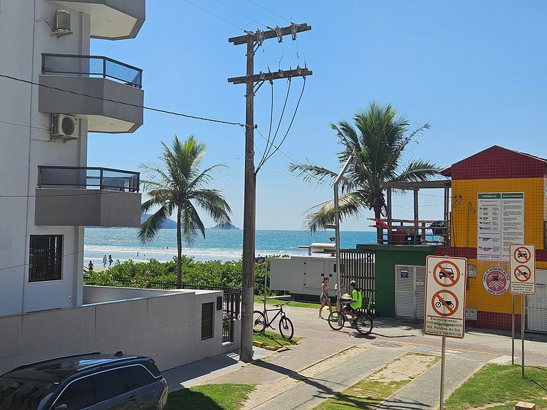 Apartamento amplo, moderno e aconchegante!