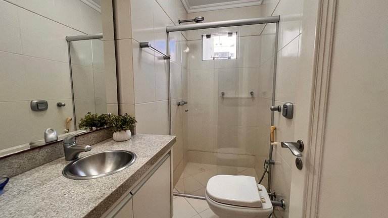 Apartamento amplo, moderno e aconchegante