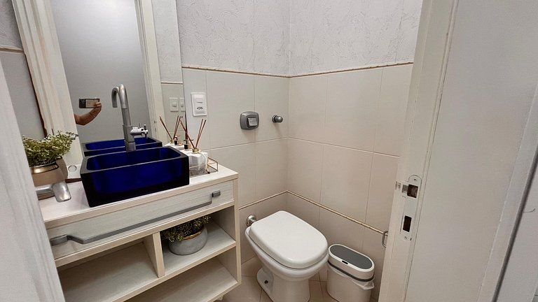 Apartamento amplo, moderno e aconchegante