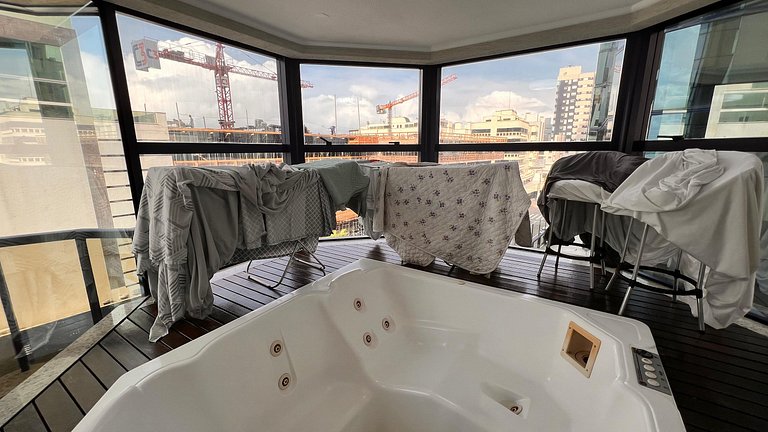 Apartamento amplo, moderno e aconchegante