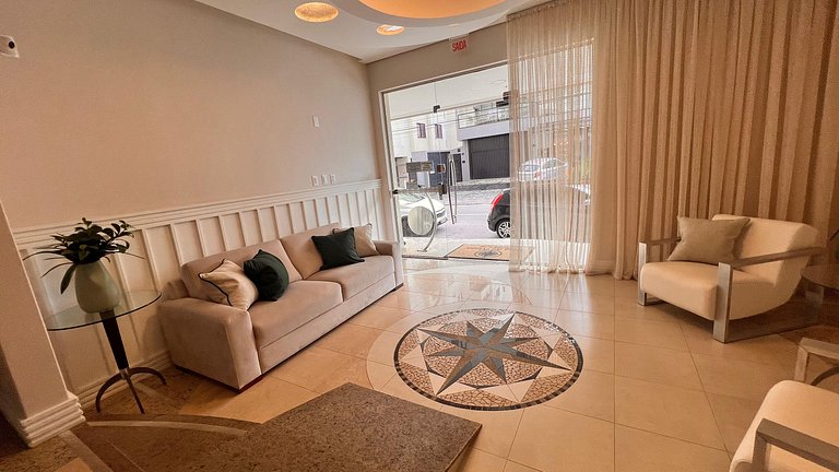 Apartamento amplo, moderno e aconchegante