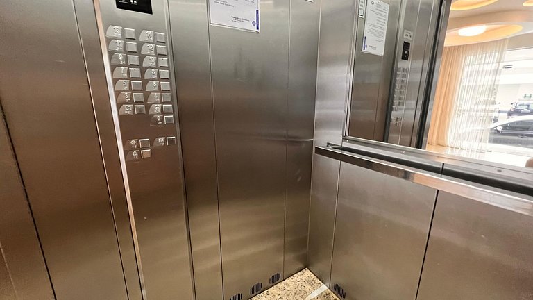 Apartamento amplo, moderno e aconchegante