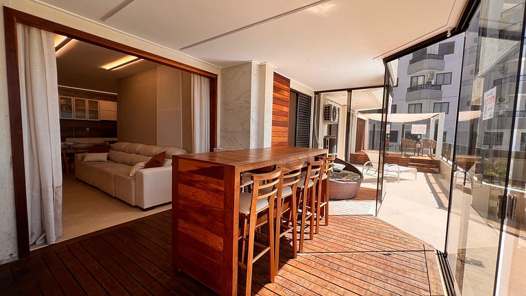 Apartamento espaçoso, moderno e acolhedor