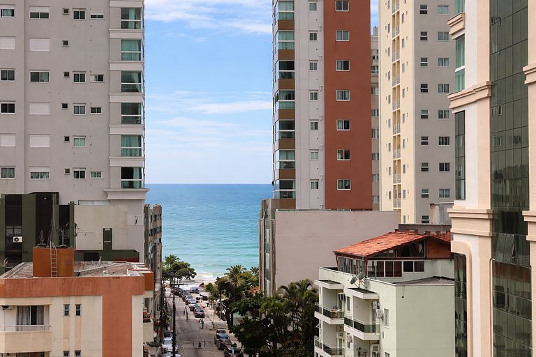 Apartamento espaçoso, moderno e acolhedor