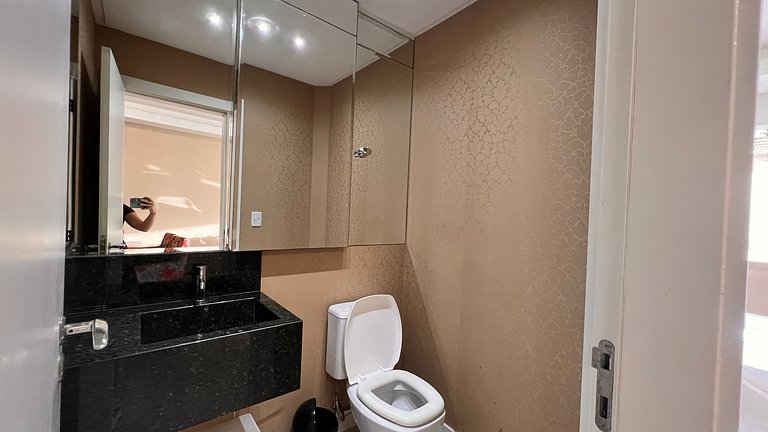 Apto 602B, com 3 suítes e vista privilegiada
