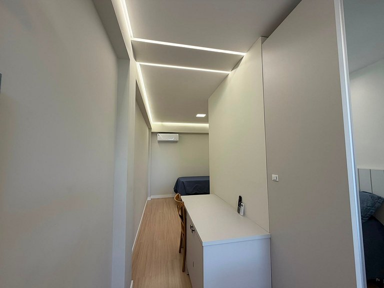 Apto com 2 suites, a 200 mts do mar