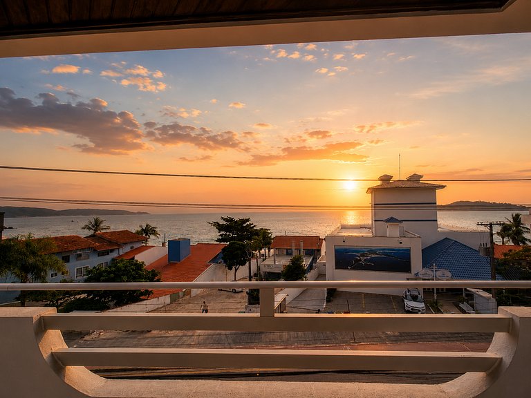 Apartamento 202 com vista privilegiada para o mar