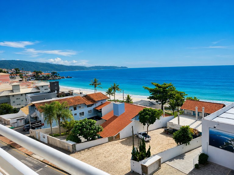 Apartamento 202 com vista privilegiada para o mar