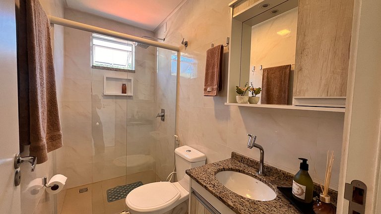 Apartamento 306 com piscina próximo à praia