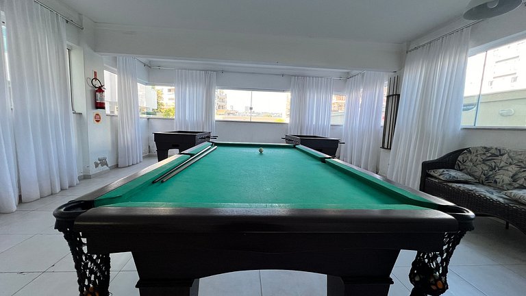 Apartamento 306 com piscina próximo à praia